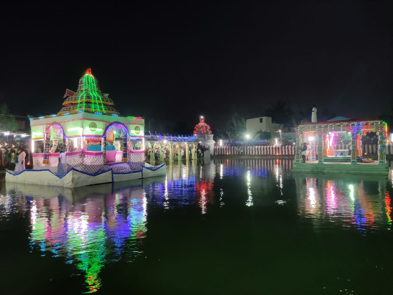 Sri Vardhini Mahaal - Tap to explore photos
