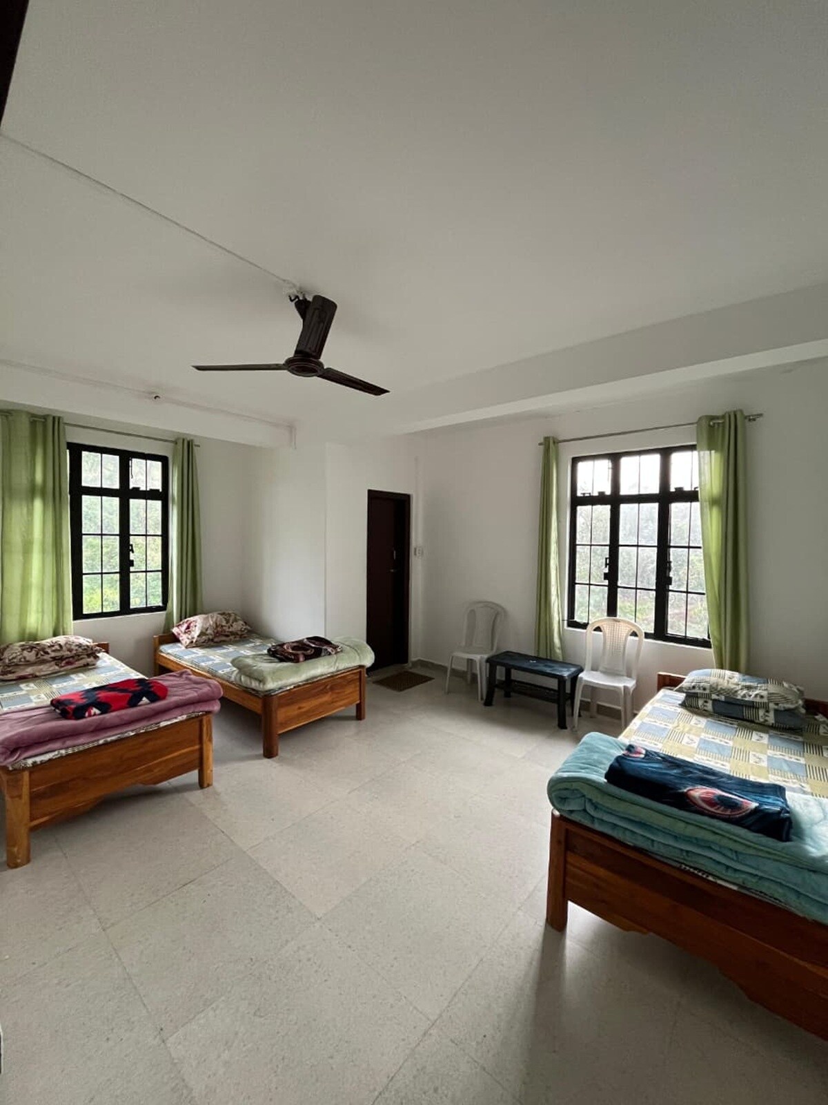 Hornbill Homes 1.0 - Tap to explore photos