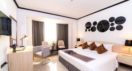 Maruay Garden Hotel Room Type - Executive Deluxe Room