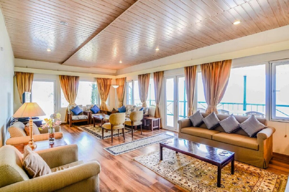 Hostie Casa Belle Vue 3 BHK Chalet in Almora - Tap to explore photos