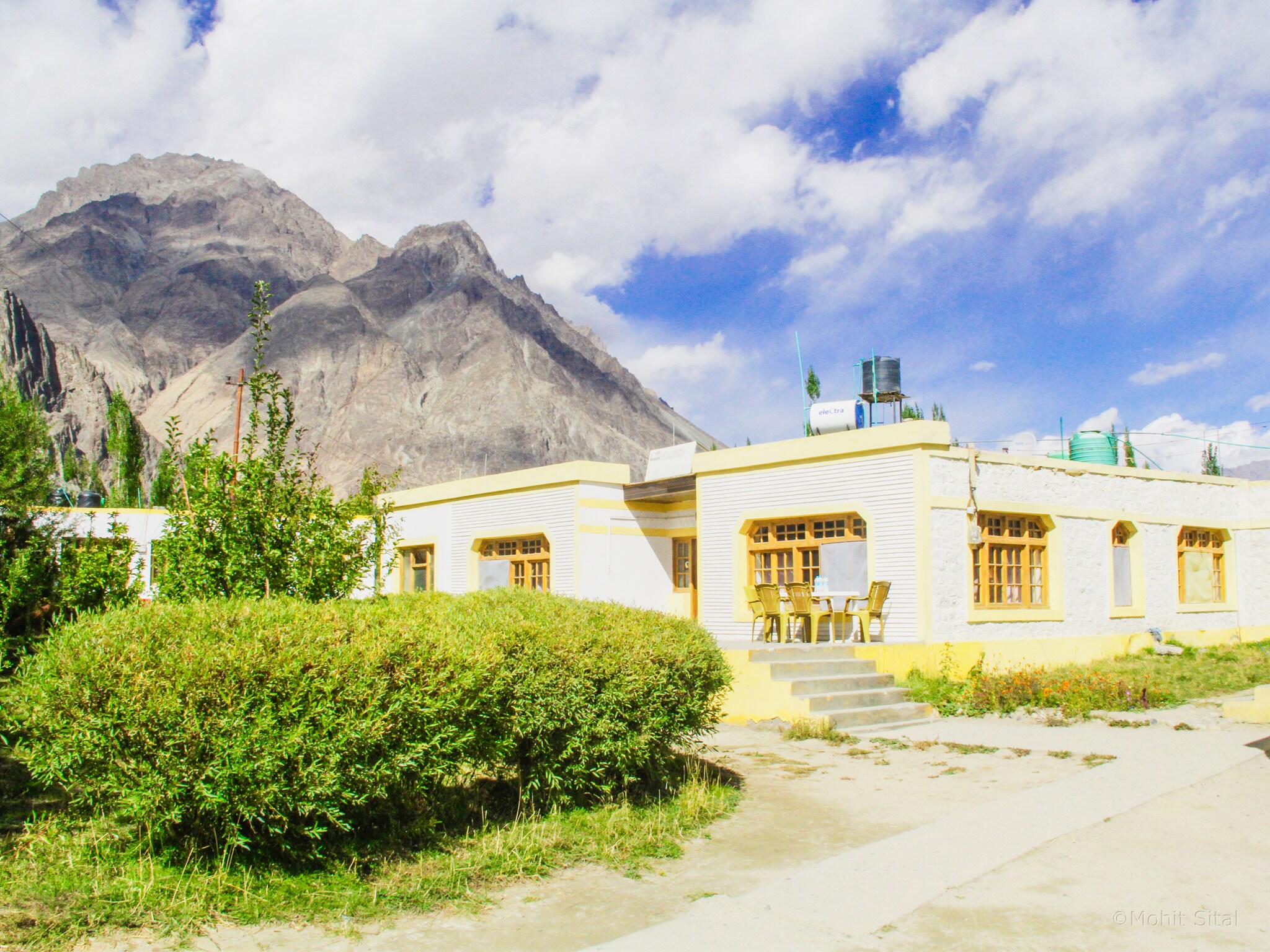 Habib Guest House - Tap to explore photos