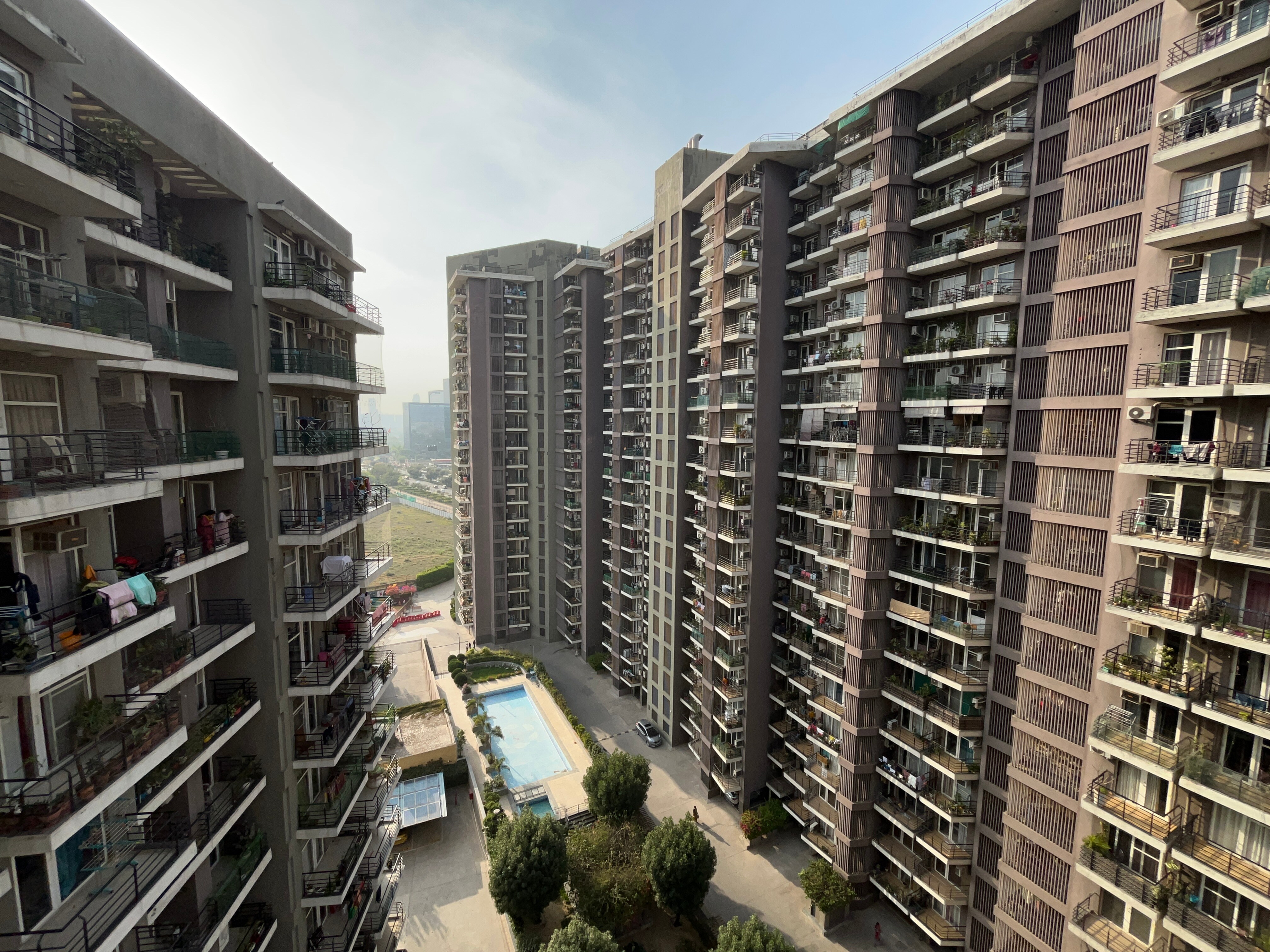 Hostie Spriha 3BHK Luxury apartment, Gurgaon - Tap to explore photos