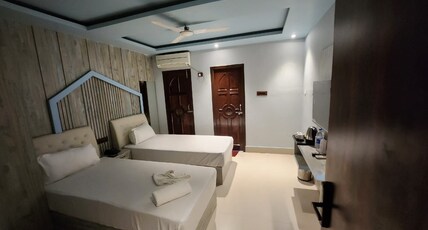 hotel amitansh Room Type - Deluxe Room