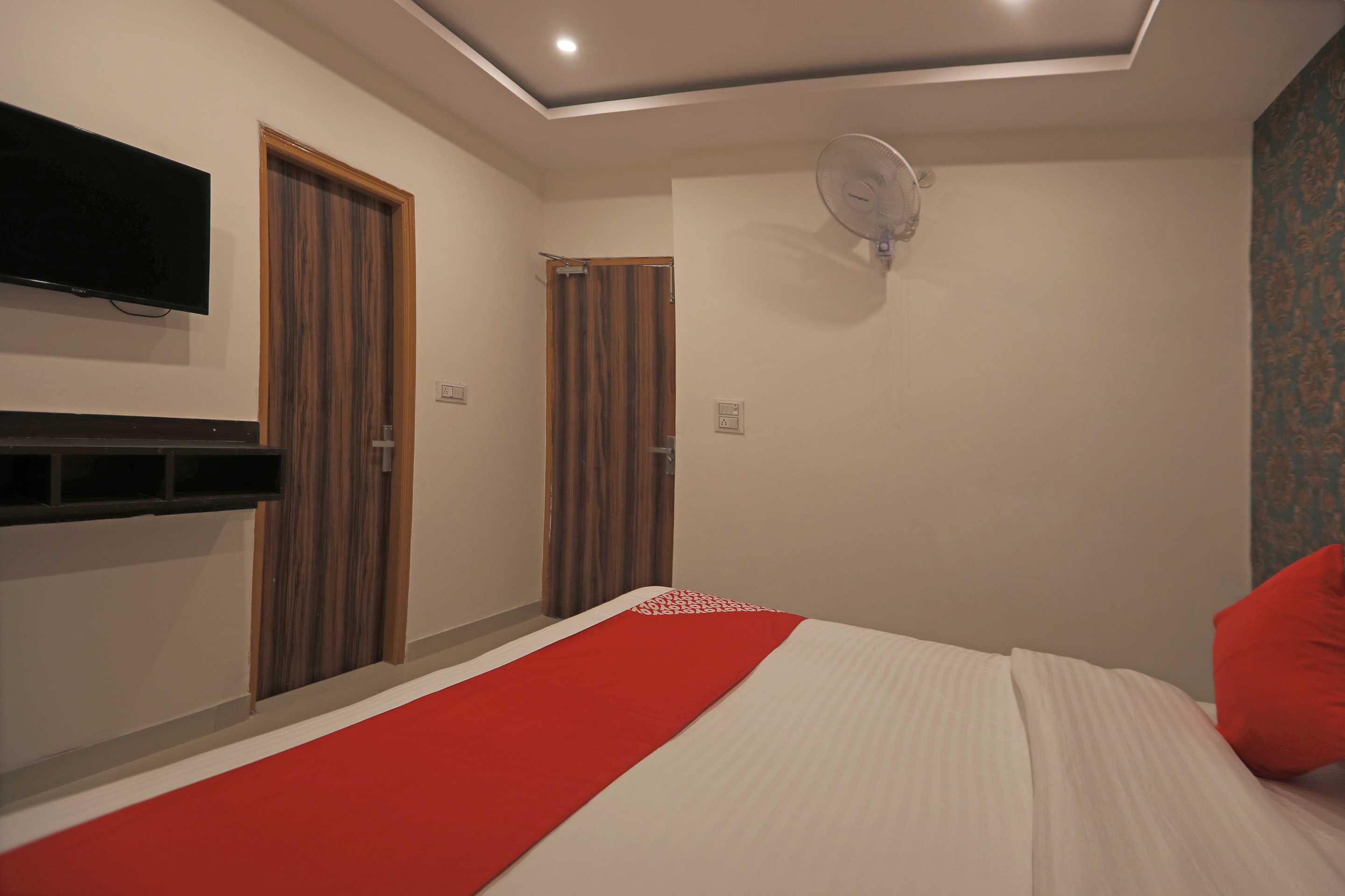 Hotel O City Residency - Tap to explore photos