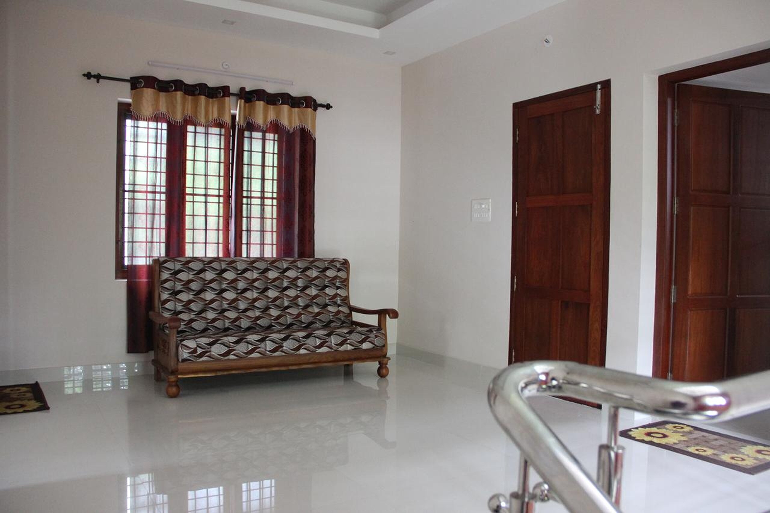 Alleppey Rain Tree Homestay - Tap to explore photos