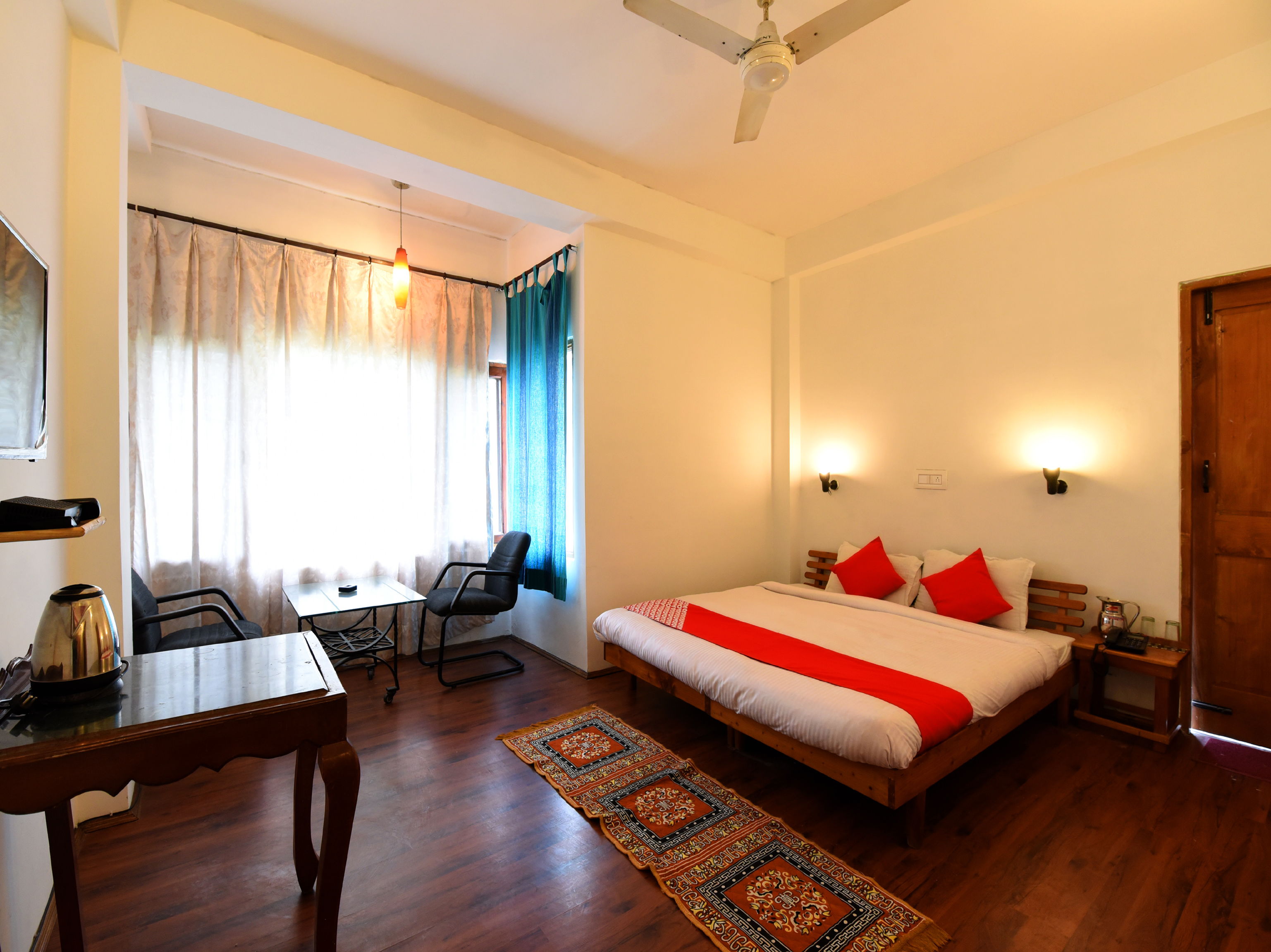 Hotel O by OYO Manali Meadows Home Stay - Tap to explore photos