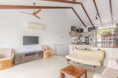 Beach View Luxury 2 BHK near Candolim with Pool