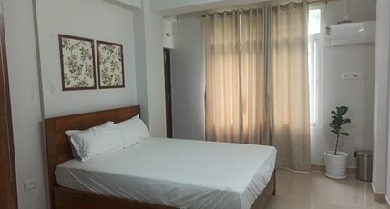 La Vita Oasis MC Road Room Type - Orchid Apartment Room with Shared Washroom 1