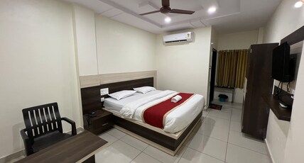 SRI BHAVYA RESIDENCY Room Type - Double Bed Room AC