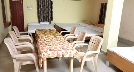 parivar green park hotel Room Type - BIG FAMILY  ROOMS AC
