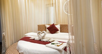 Evoke comfort service apartment Room Type - Suite Room