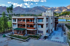 Ladakh Heights| 20 mins from Leh Airport