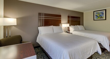 Holiday Inn Express Aberdeen, an IHG Hotel Room Type - 2 Single Standard Communications Accessible