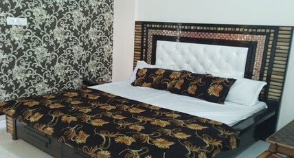 HOTEL SGR Room Type - Deluxe Room AC