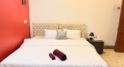 Veridical Kolkata Room Type - Bedroom 1 with AC