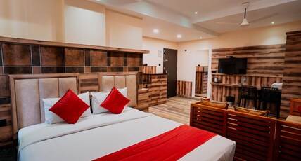 Laxman Residency Room Type - SUITE DOUBLE AC