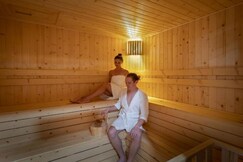 Sunny Ocean Hotel & Spa