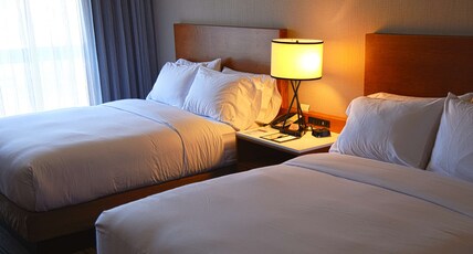 Doubletree by Hilton Helena Downtown Room Type - 2 QUEEN BEDS
