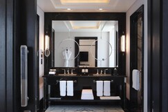 Waldorf Astoria Doha West Bay by Hilton