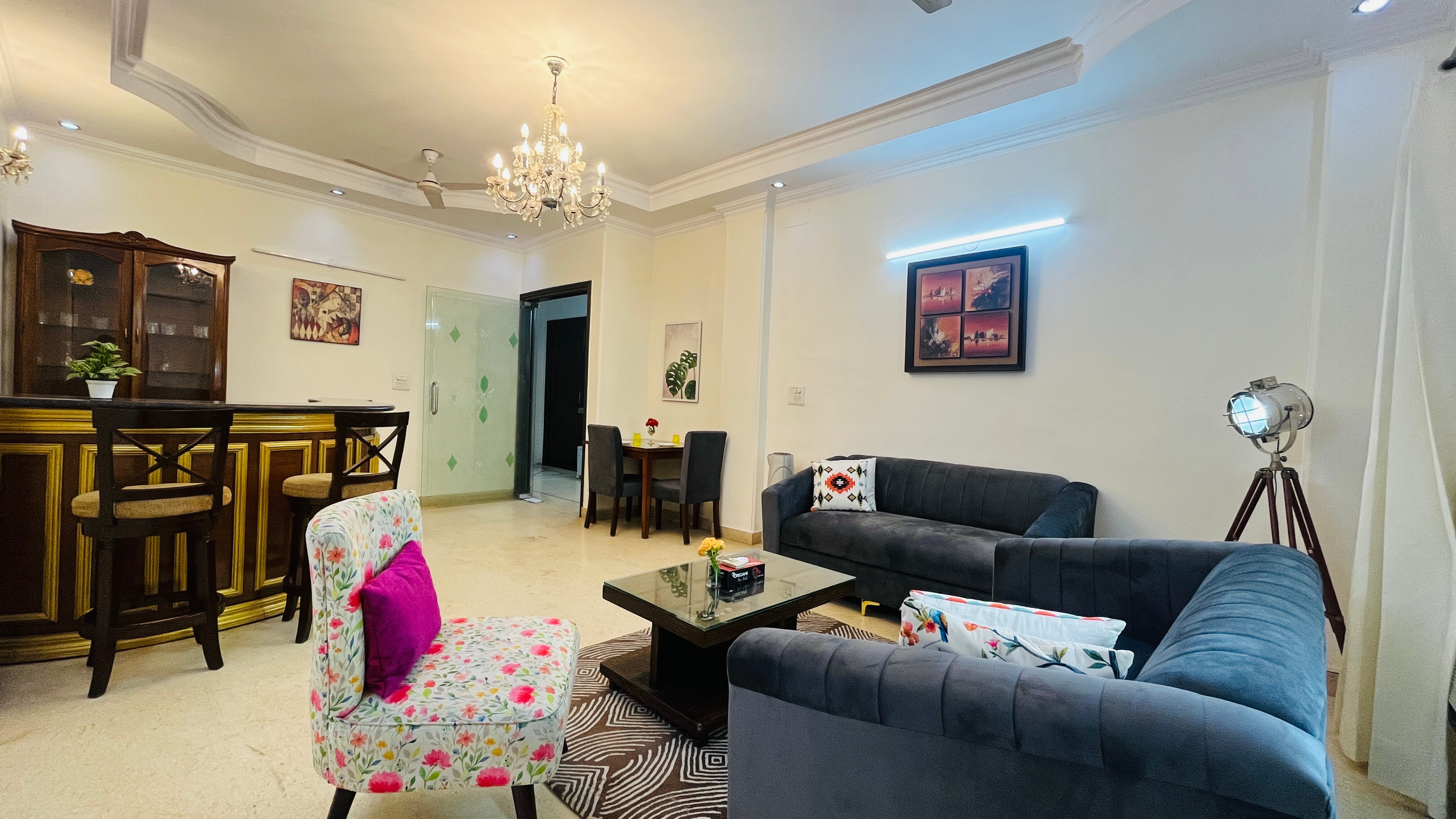 BluO Modern 1BHK - N Block Market Greater Kailash - Tap to explore photos