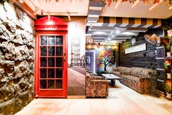 Collection O Circus Avenue Road Formerly Hotel Rockstar