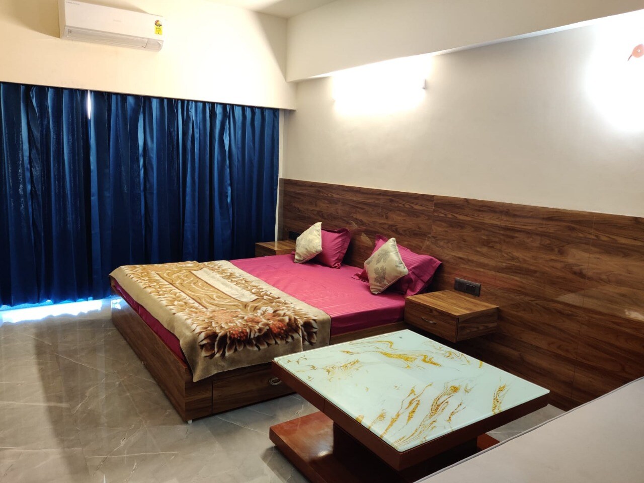 Otium Homestays - Tap to explore photos