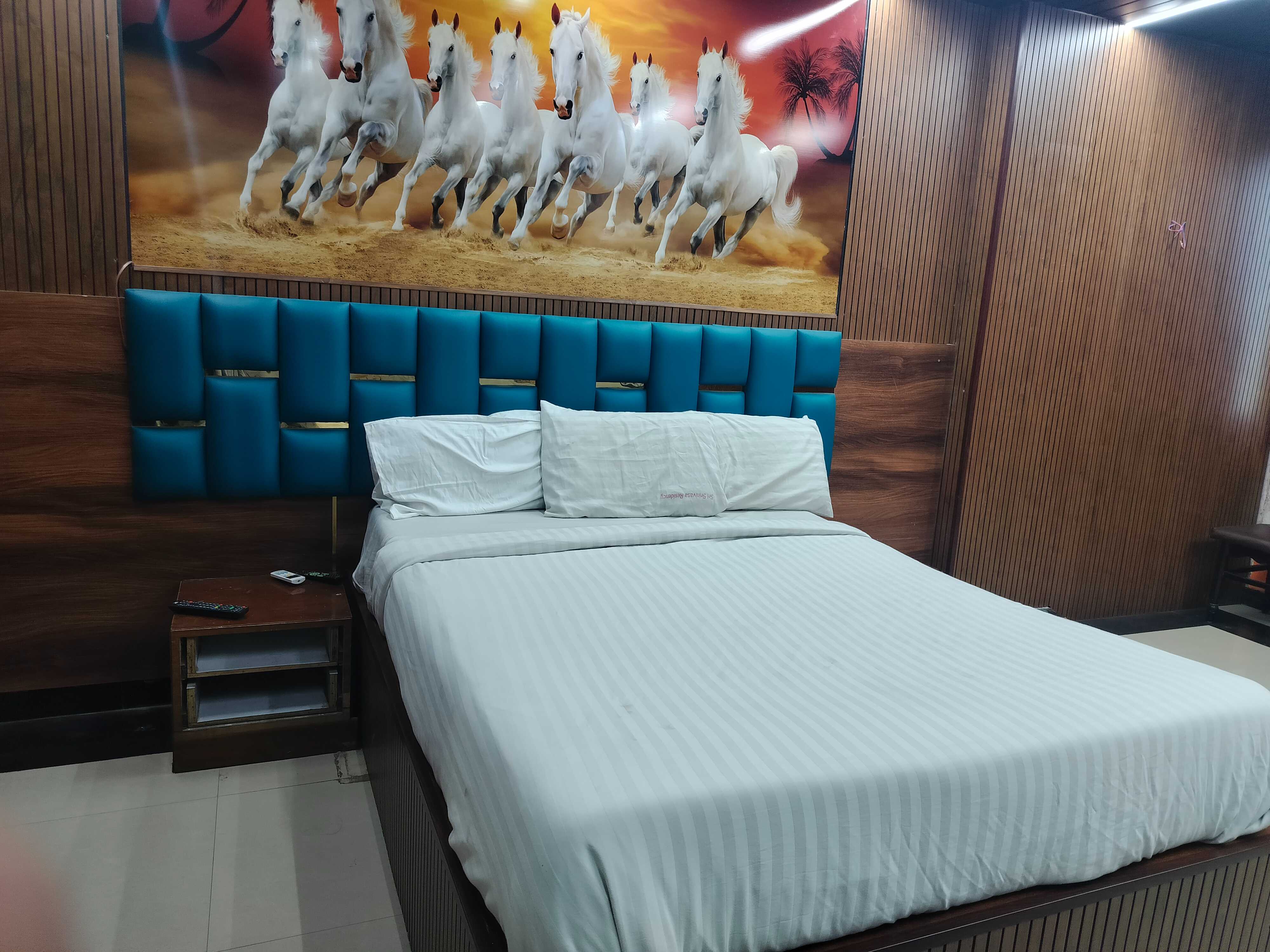 SPOT ON Srinivasa Residency - Tap to explore photos