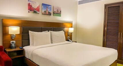 Hilton Garden Inn New Delhi Saket Room Type - King Bed Accessible Room Hilton Garden Inn New Delhi Saket Room Type - King Bed Accessible Room
