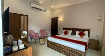 Rangmanch Farms Room Type - Deluxe Room