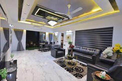 Premium Apartment 3bhk by Royal Luxor