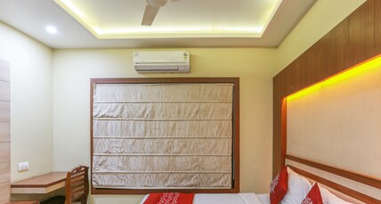 Sunrise Hotel Room Type - Super Deluxe Room