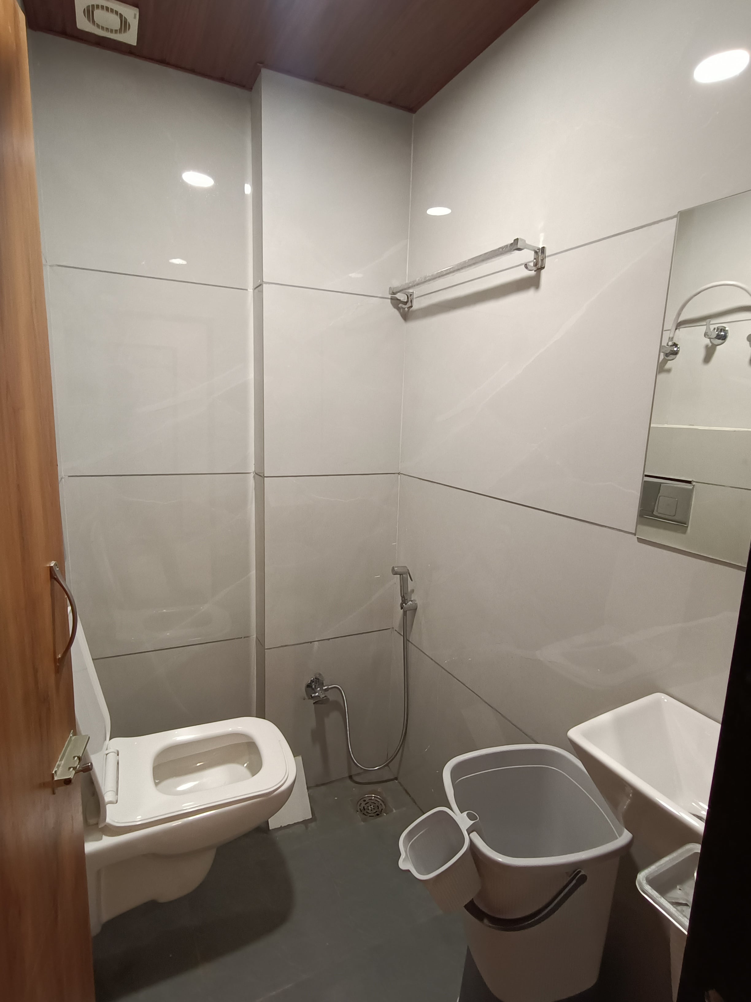 Shree ShyamRaj Hotel - Tap to explore photos