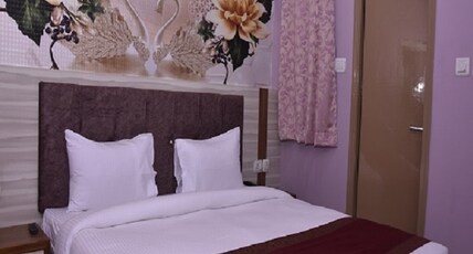Ganga View Guest House Room Type - Standard AC Room