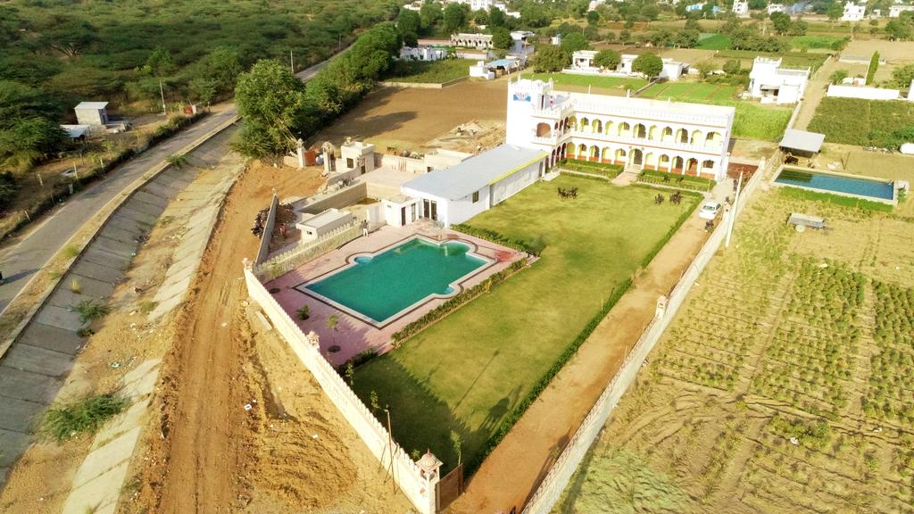 Parvat valley resort - Tap to explore photos