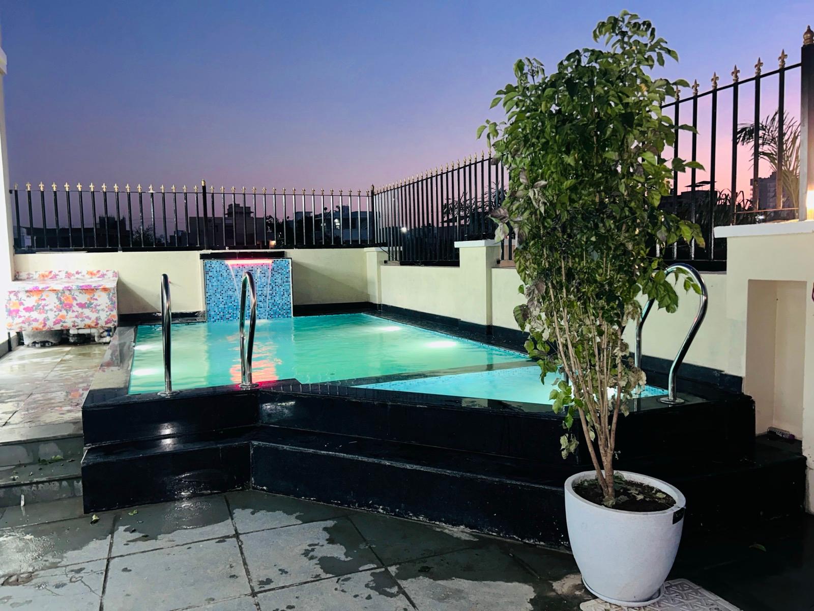 Sunny Villa (Entire 4bhk with Pool) - Tap to explore photos