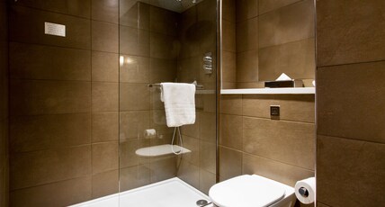 Radisson Blu Hotel Manchester, Airport Room Type - Premium Room