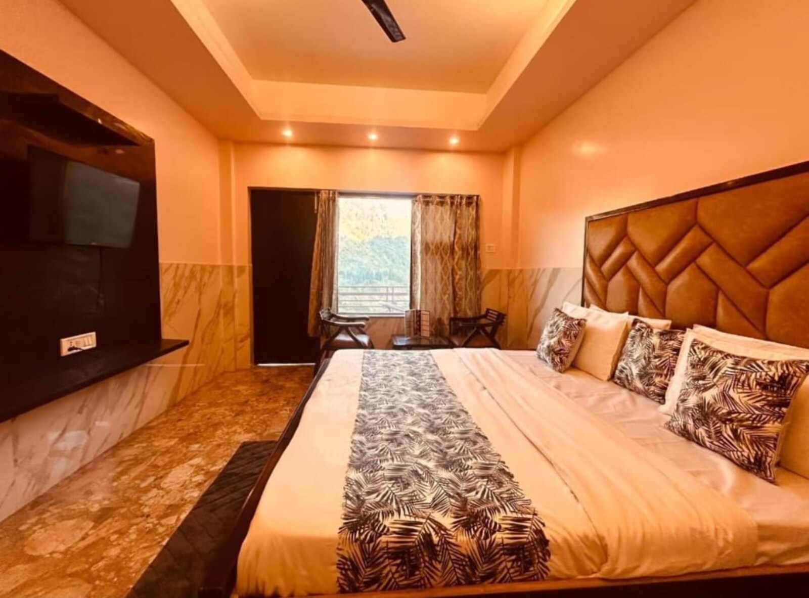 Sach Hotels And Resorts - Doon Valley - Tap to explore photos