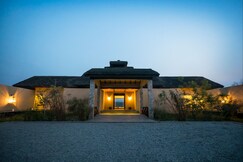 Meghauli Serai, A Taj Safari, Chitwan National Park