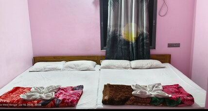 Nirmal Guest House Room Type - Premium Suite