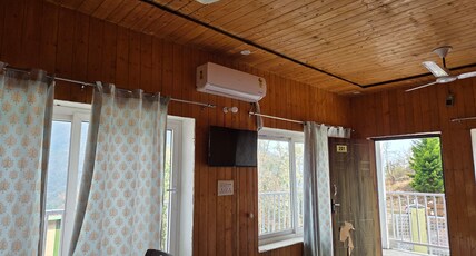 Parvat Villa Resort Room Type - AC - Room 8 (Deluxe)