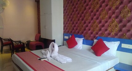 Hotel BluRay Room Type - Luxury AC Room