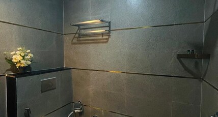 AVADH SAMRAT RESORT Room Type - Deluxe Twin Room - AC