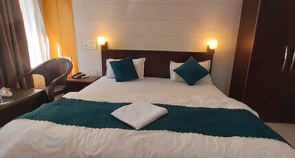 Hotel Shiv palace Yoga World retreat Room Type - Standard Room