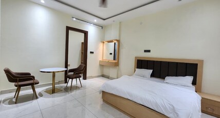 Urban Nest Hotel & Restaurant Room Type - Deluxe Ac Room