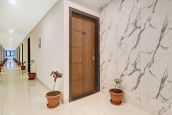 Super Hotel O S Grand Bolarum