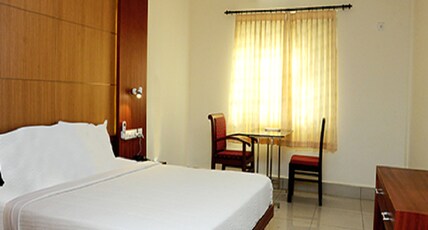 Hotel Hasthinapuri inn Thamarassery Room Type - A C Room