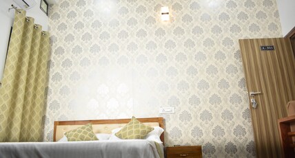 TOORSA VALLEY RESORT Room Type - Deluxe AC room