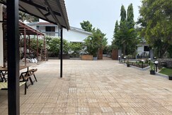 2BHK Villa by Miracle Resort