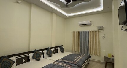 Shiv residency paying guest house Room Type - Room Shiv residency