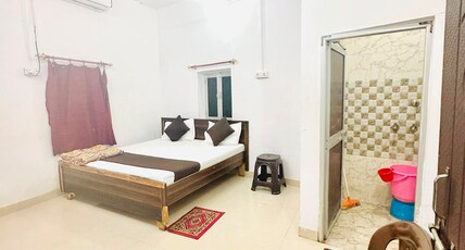 Maa kaushalya Guest House in Ayodhya Room Type - Standard AC Room 5